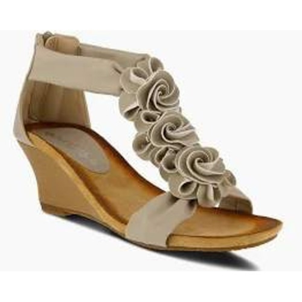 Patrizia by Spring Step Womens Floral‎ Applique Wedge Sandals Size 39 US 8.5